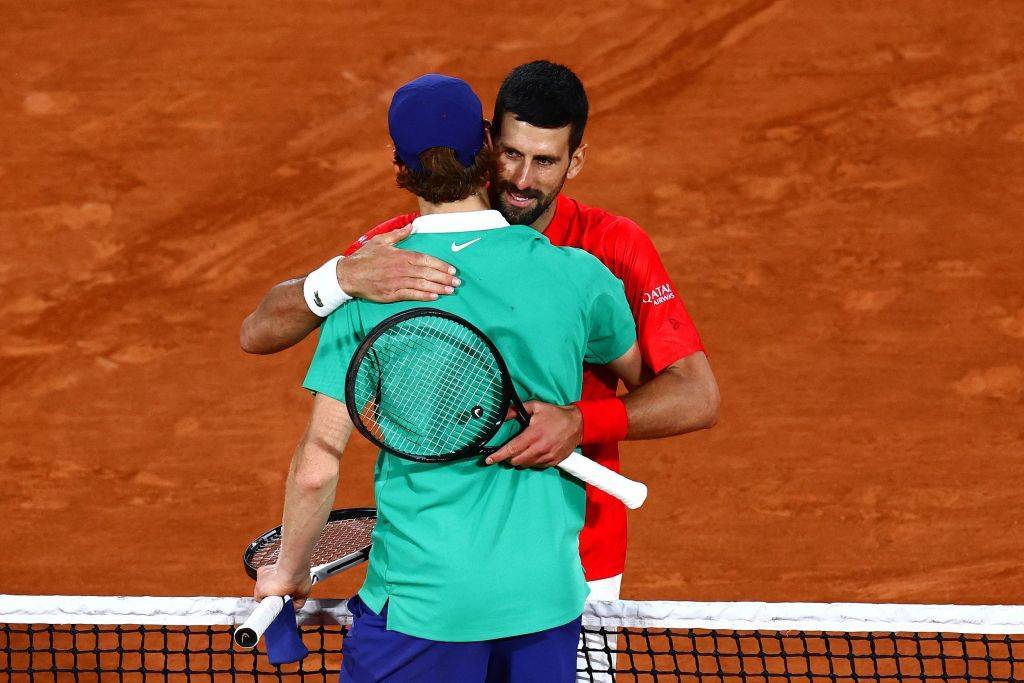 德约科维奇关键节点回归赛场，TES带队取胜！的简单介绍-爱游戏